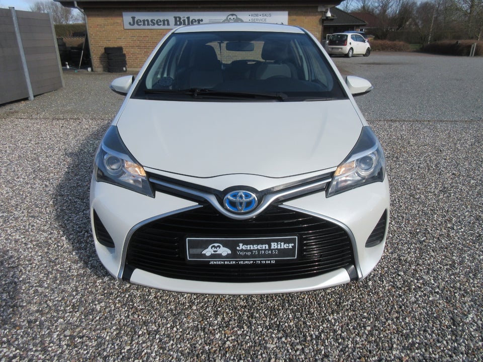 Toyota Yaris 1,5 Hybrid H2 e-CVT 5d