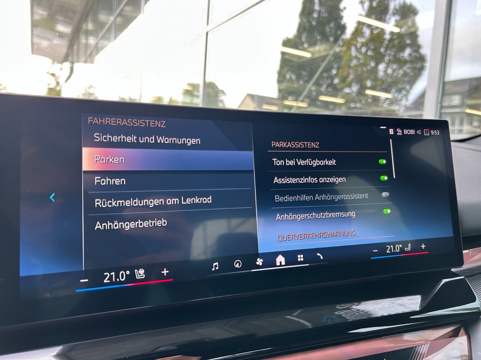 BMW i5 eDrive40 M-Sport 4d