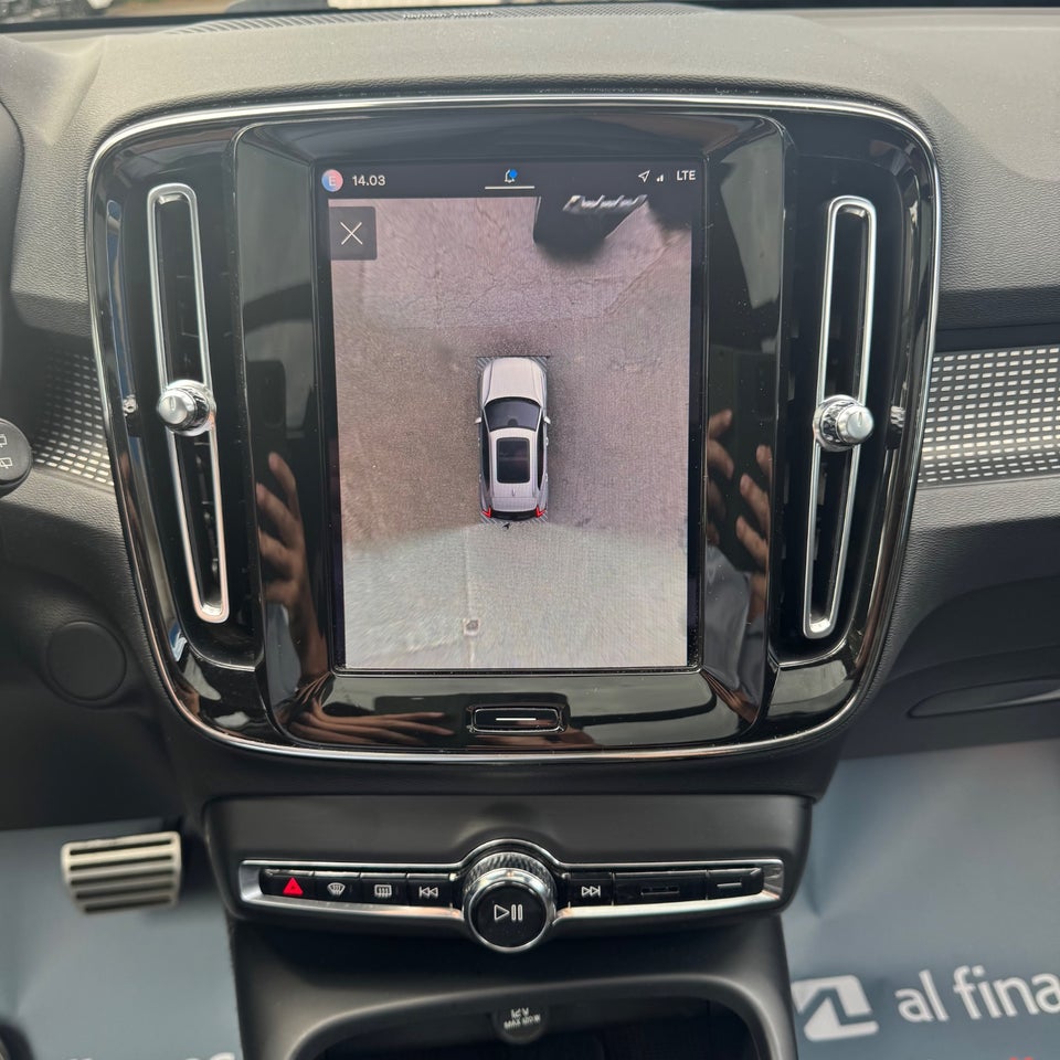 Volvo XC40 P8 ReCharge Twin Pro 5d