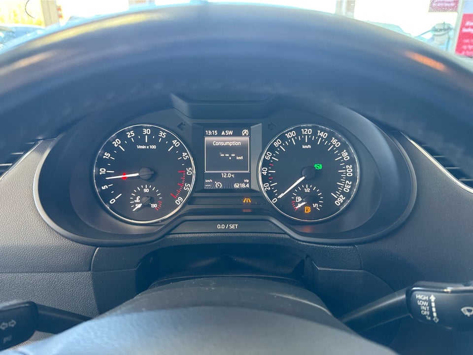 Skoda Octavia 1,6 TDi 110 Style Combi DSG 5d