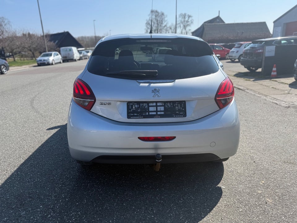 Peugeot 208 1,6 BlueHDi 100 Active 5d