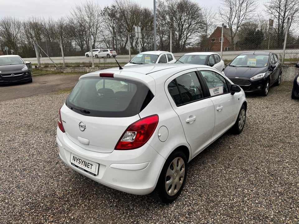 Opel Corsa 1,2 16V Enjoy 5d