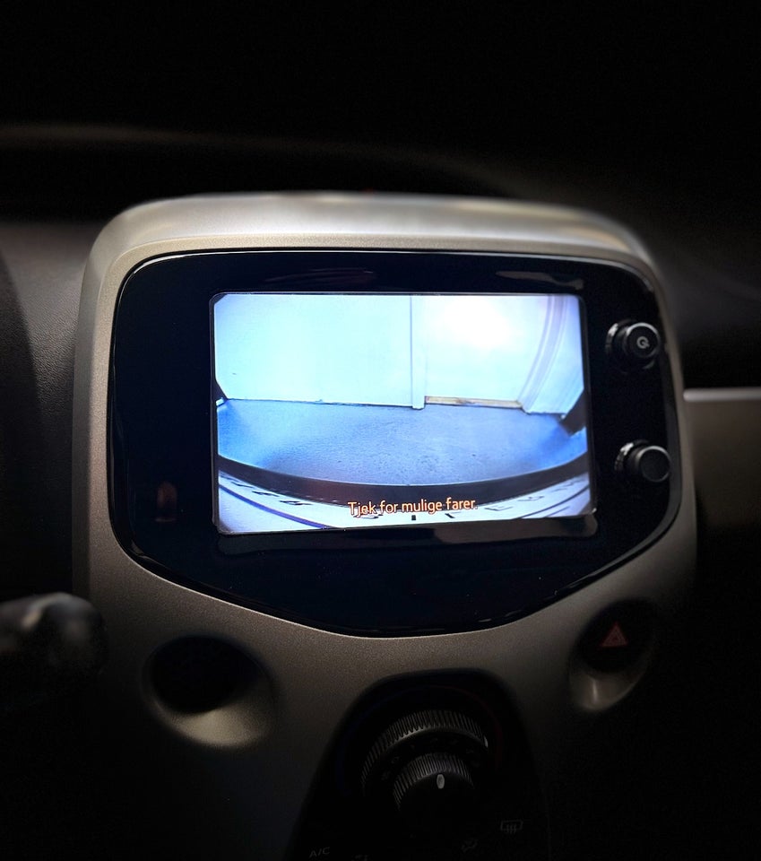 Toyota Aygo 1,0 VVT-i x-black 5d