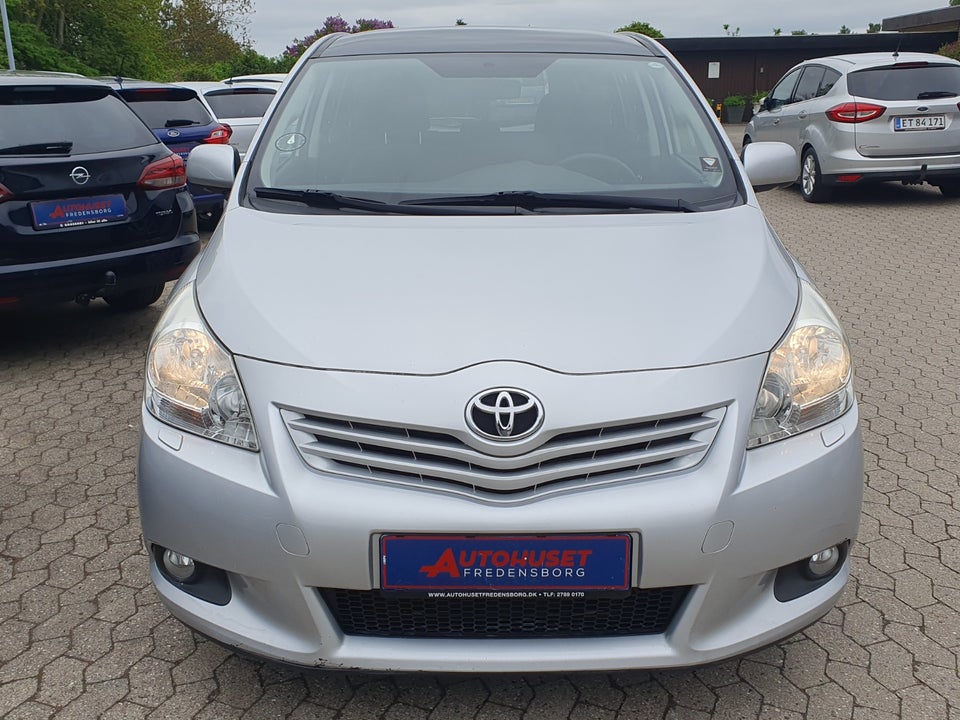 Toyota Verso 1,8 TX 7prs 5d