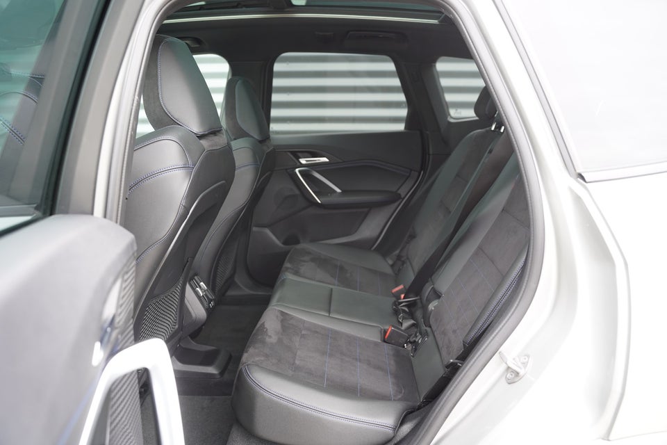 BMW iX1 xDrive30 M-Sport 5d