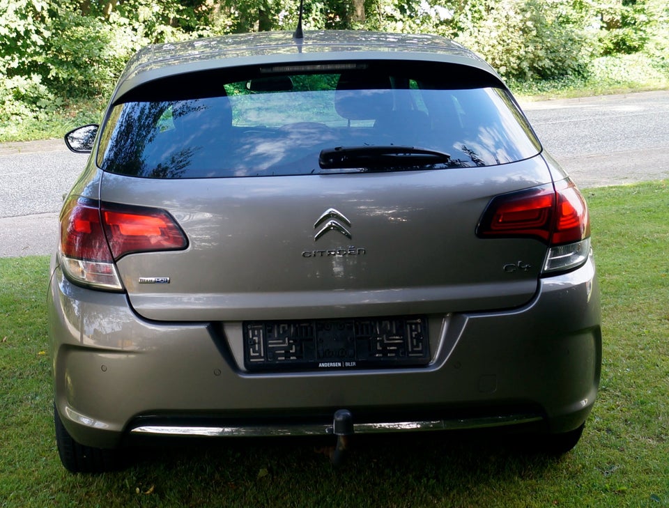 Citroën C4 1,6 BlueHDi 100 Feel 5d