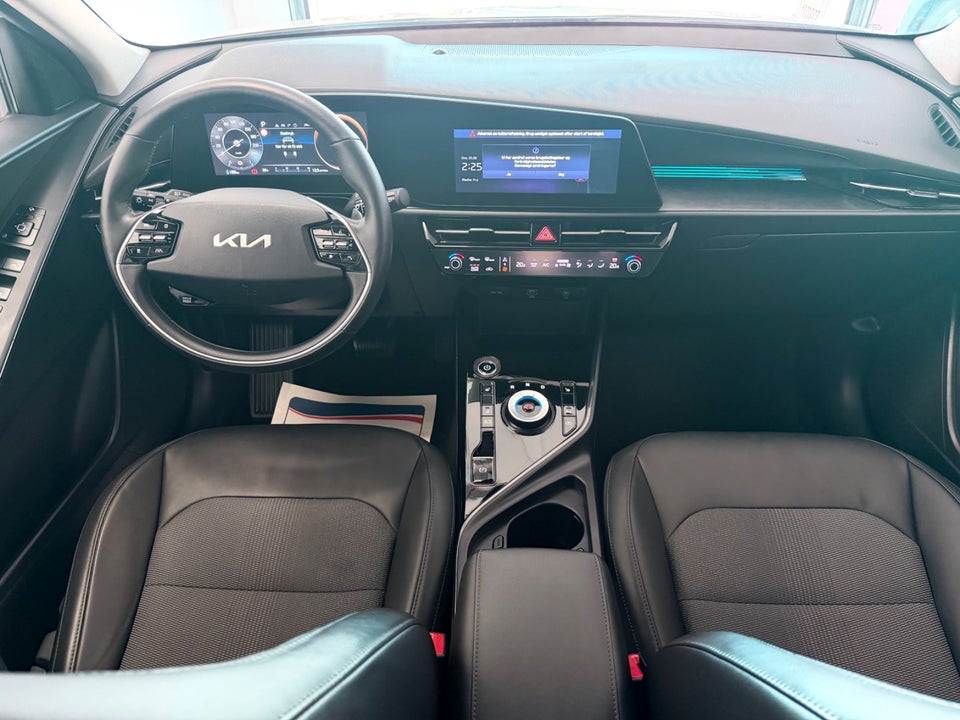 Kia Niro 64 EV Prestige 5d
