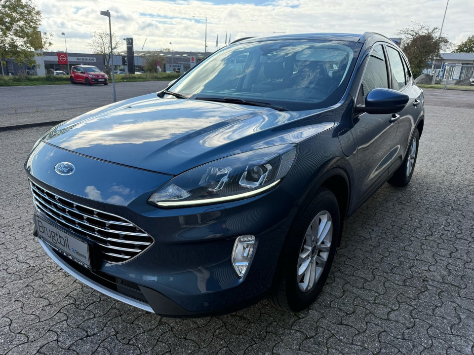 Ford Kuga 2,5 PHEV Titanium CVT 5d