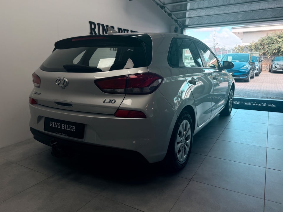 Hyundai i30 1,4 T-GDi Life Komfort DCT 5d