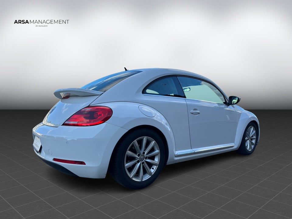 VW The Beetle 1,6 TDi 105 Design BMT 2d