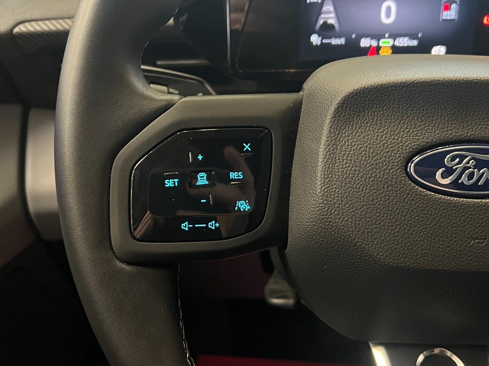 Ford Capri 77 Premium Extended Range 5d