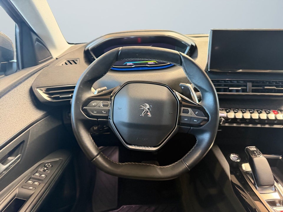 Peugeot 3008 1,6 Hybrid4 Allure Pack Limited EAT8 5d