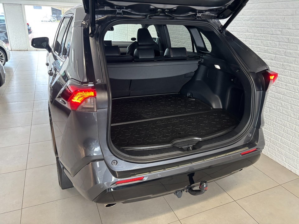 Toyota RAV4 2,5 Plug-in Hybrid Active Comfort AWD-i 5d