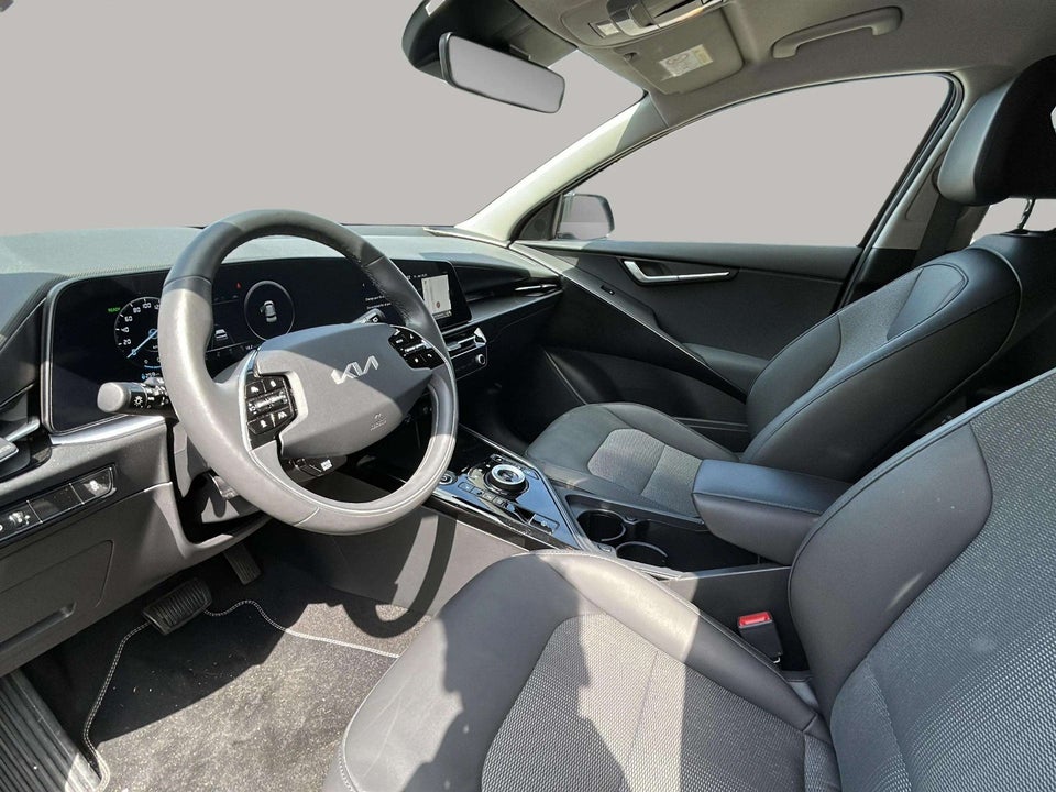 Kia Niro 64 EV Prestige 5d
