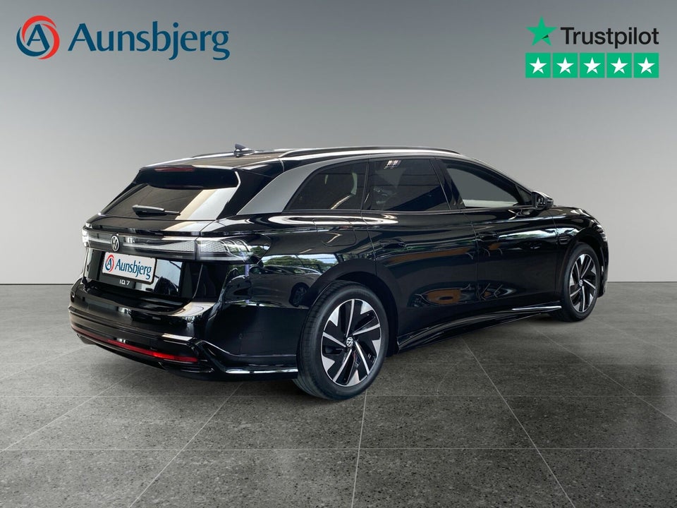 VW ID.7 77 Pro Tourer 5d