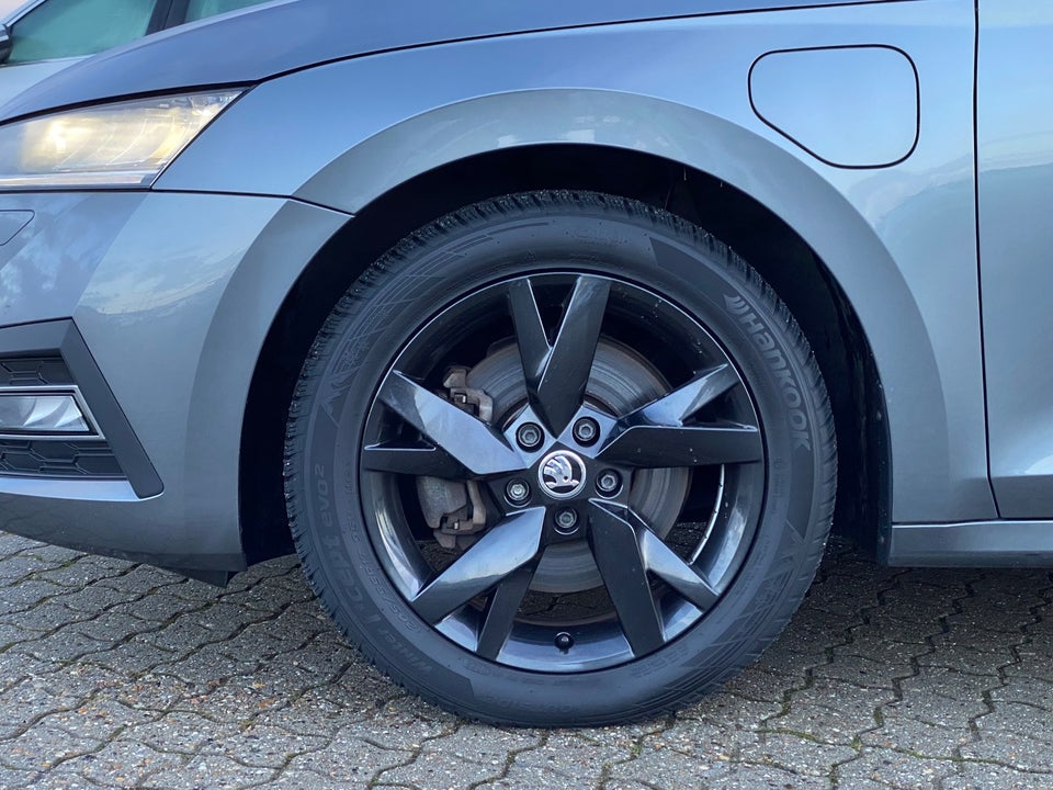 Skoda Octavia 1,4 TSi iV Plus Combi DSG 5d