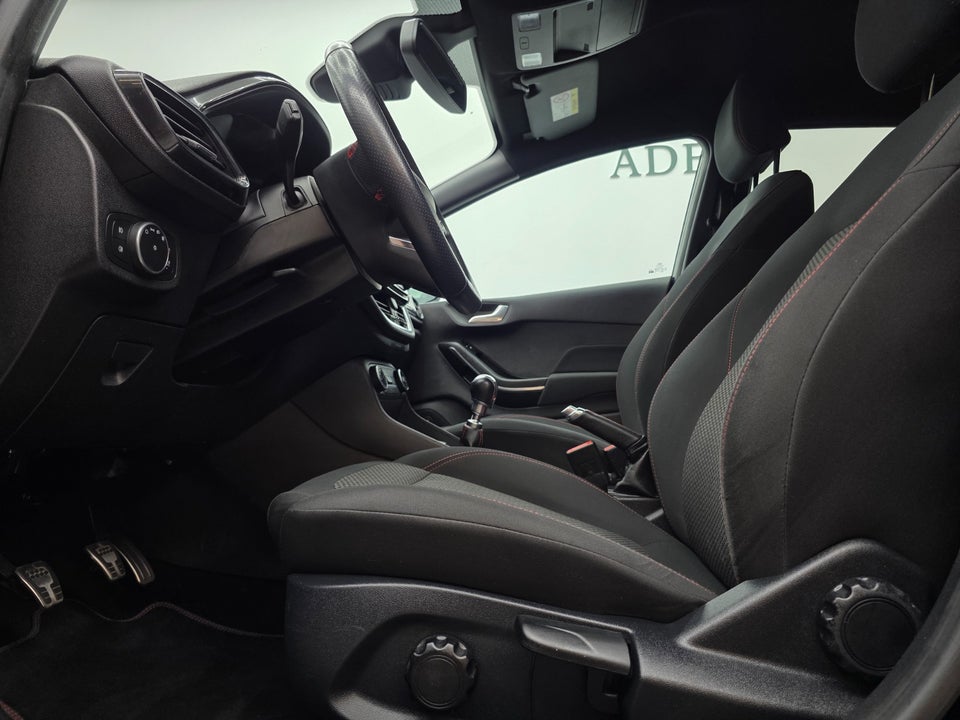 Ford Fiesta 1,0 EcoBoost ST-Line 5d