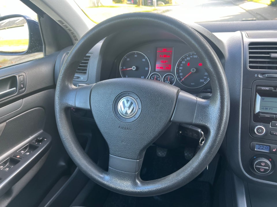 VW Golf V 1,9 TDi 105 Sportline Variant BM 5d