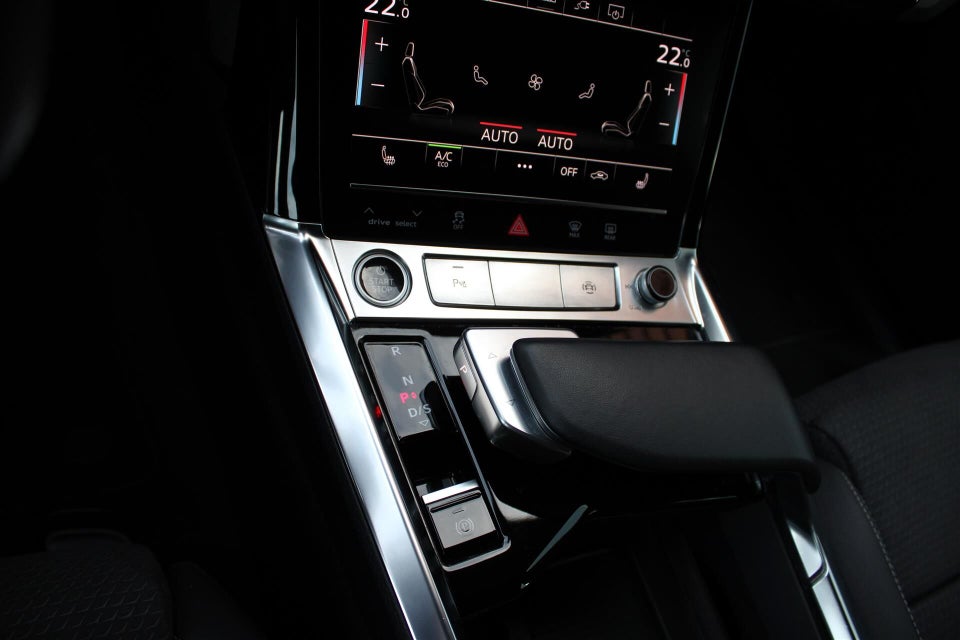 Audi e-tron 55 S-line Sportback quattro 5d