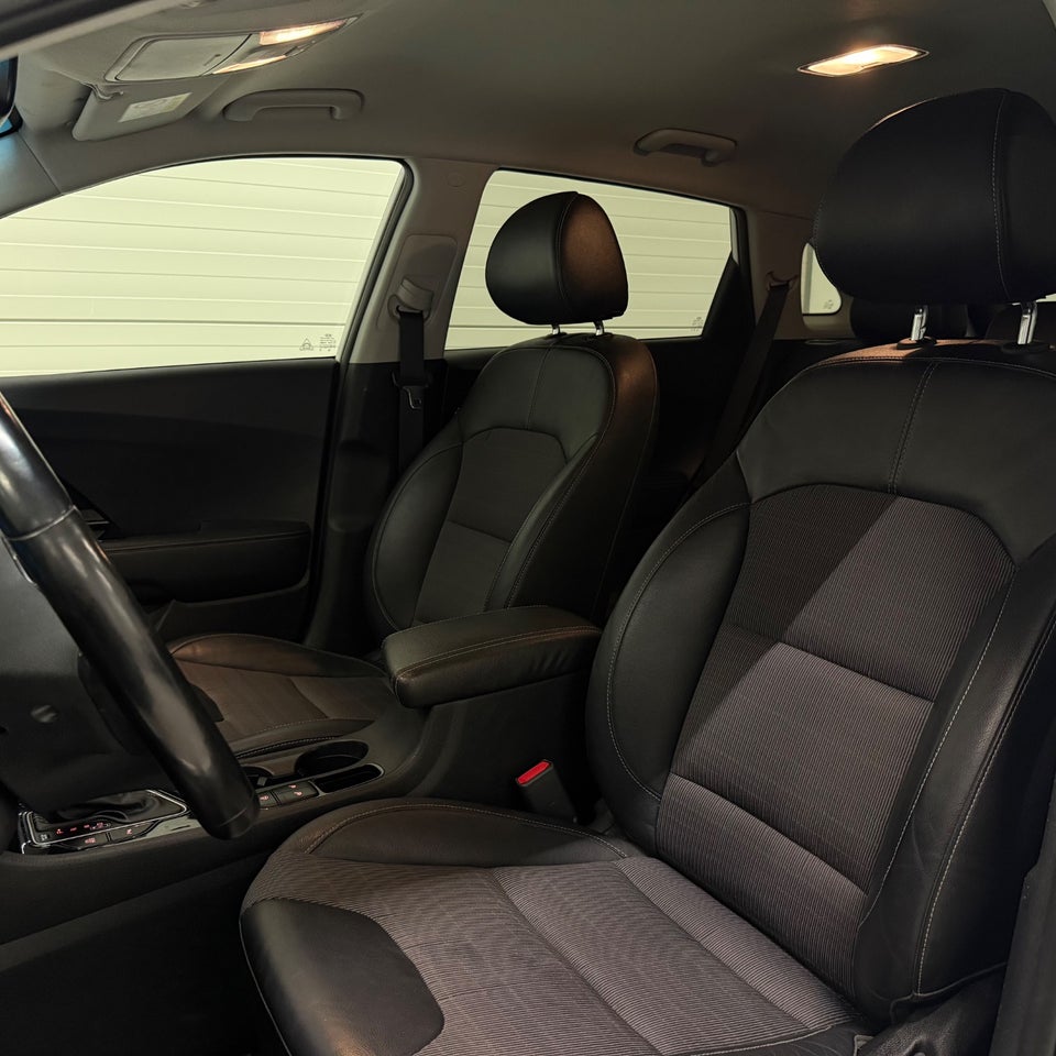 Kia Niro 1,6 HEV Advance DCT 5d