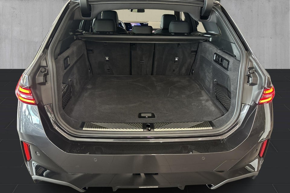 BMW i5 eDrive40 Touring Fully Charged M-Sport 5d