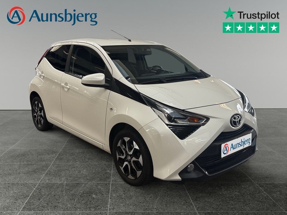 Toyota Aygo 1,0 VVT-i x-press 5d
