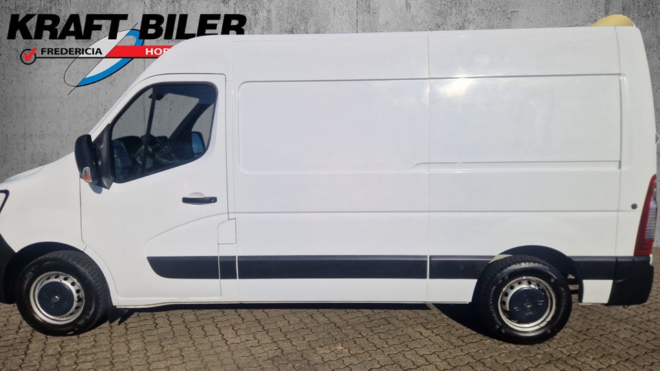 Renault Master IV T33 2,3 dCi 135 L2H2 Kassevogn