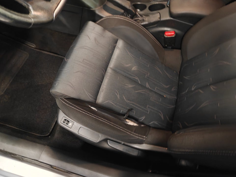 Citroën C4 1,6 HDi 92 Comfort 5d