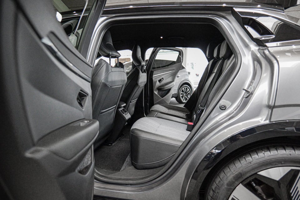 Renault Megane E-Tech 60 Techno 5d