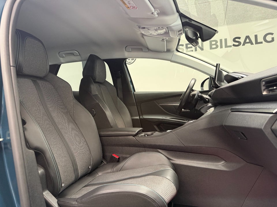 Peugeot 3008 1,6 Hybrid Allure EAT8 5d
