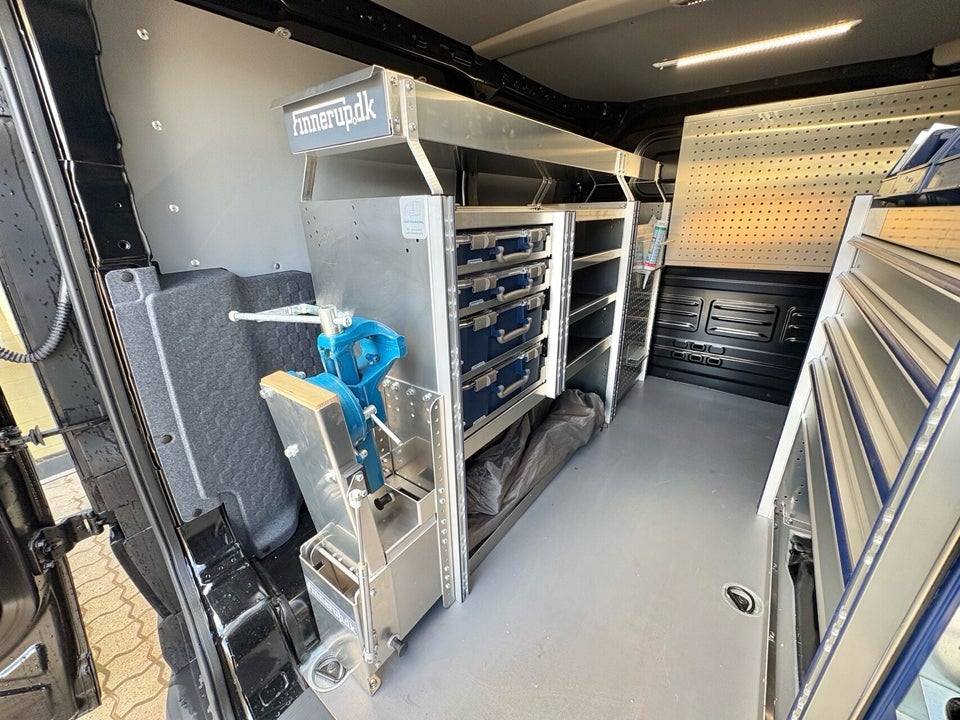 Kia PV5 71 Long Range Work Pro