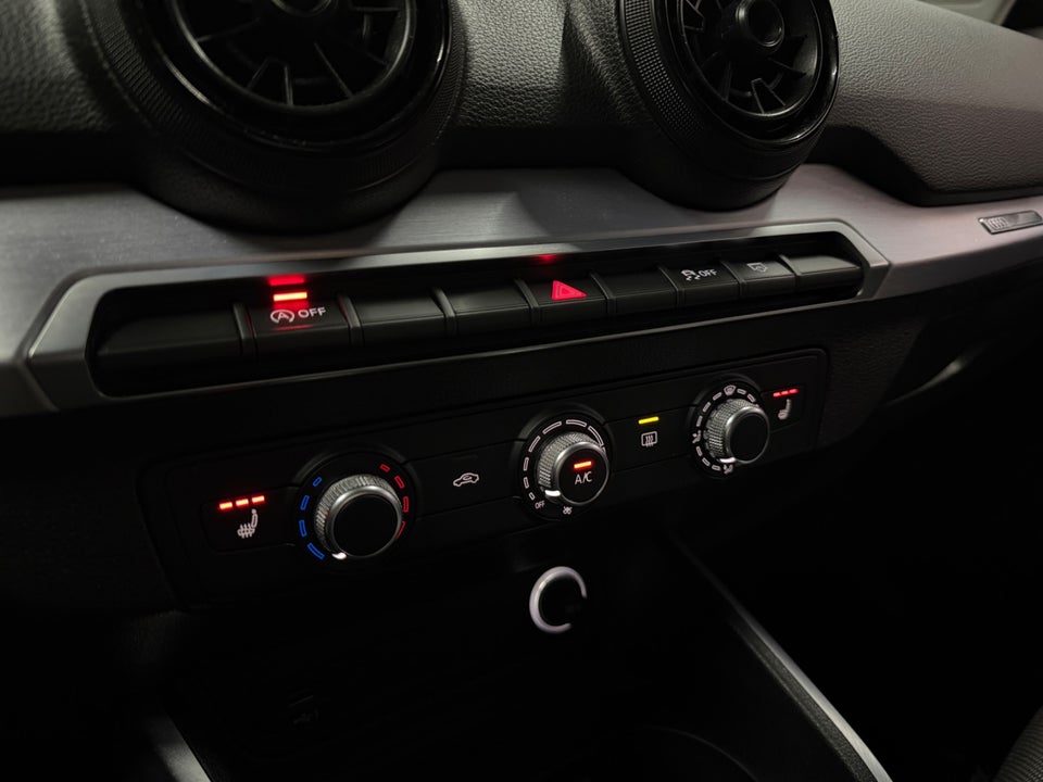 Audi Q2 1,4 TFSi 150 Sport S-tr. 5d