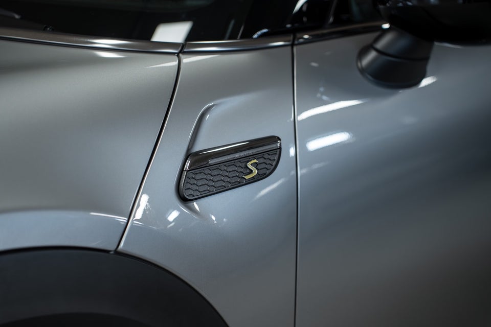 MINI Cooper SE Yours Trim 3d