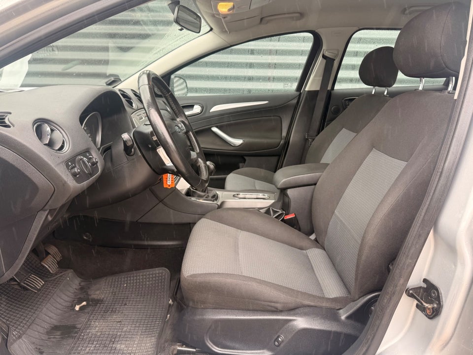 Ford Mondeo 2,0 TDCi 115 Titanium stc. 5d