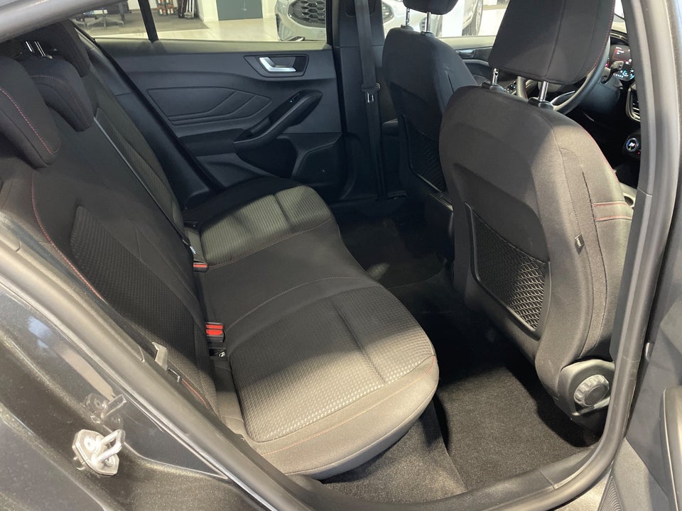 Ford Focus 1,0 EcoBoost ST-Line aut. 5d