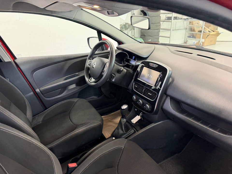 Renault Clio IV 0,9 TCe 90 Zen Sport Tourer 5d