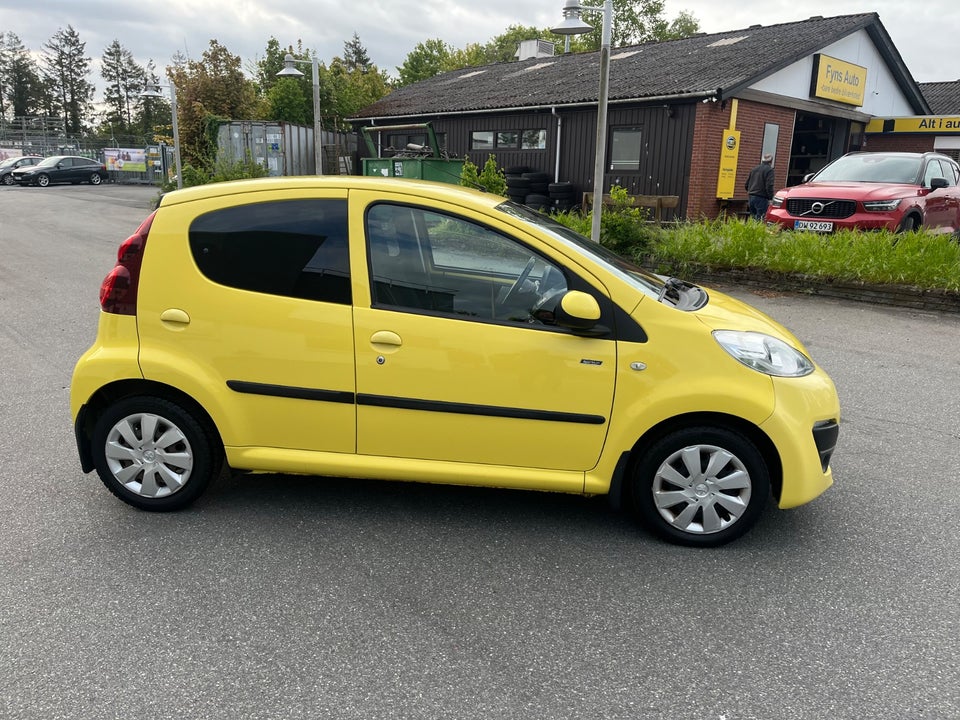 Peugeot 107 1,0 Sportium 5d