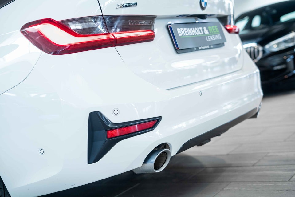 BMW 330e 2,0 Touring Sport Line aut. 5d