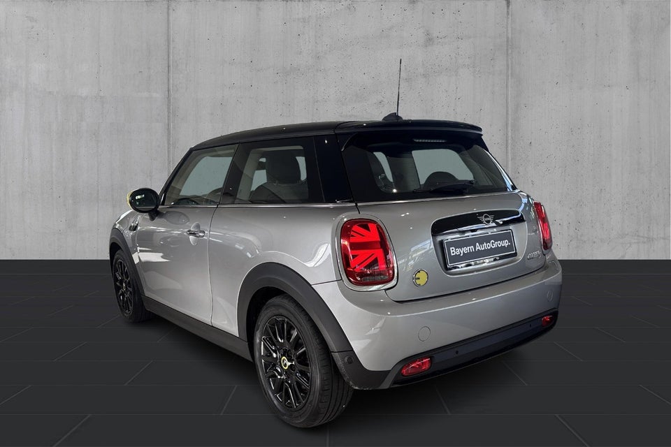 MINI Cooper SE Classic Trim 3d