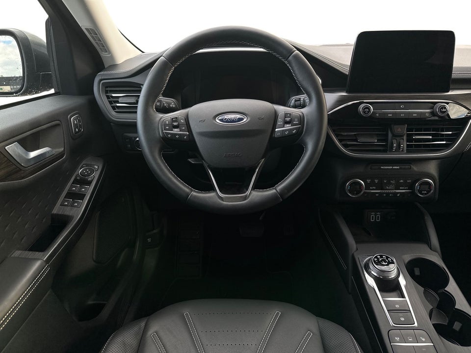 Ford Kuga 2,5 PHEV Vignale CVT 5d