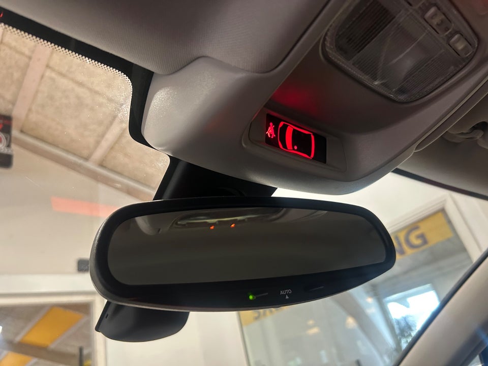 Citroën C5 1,8i 16V Dynamique 4d