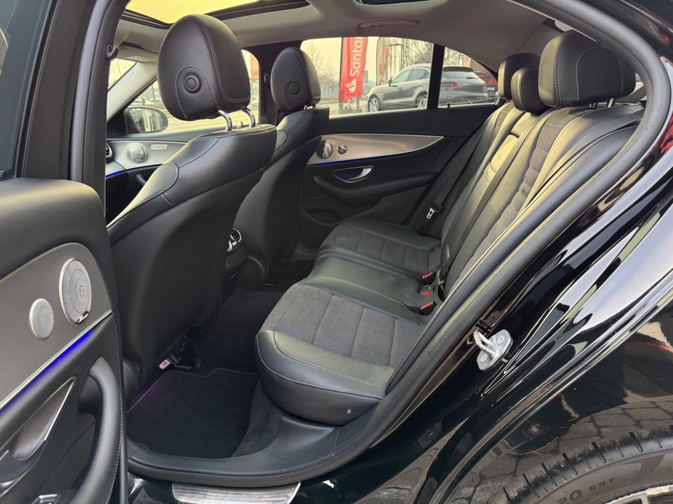 Mercedes E220 d 2,0 AMG Line aut. 4d