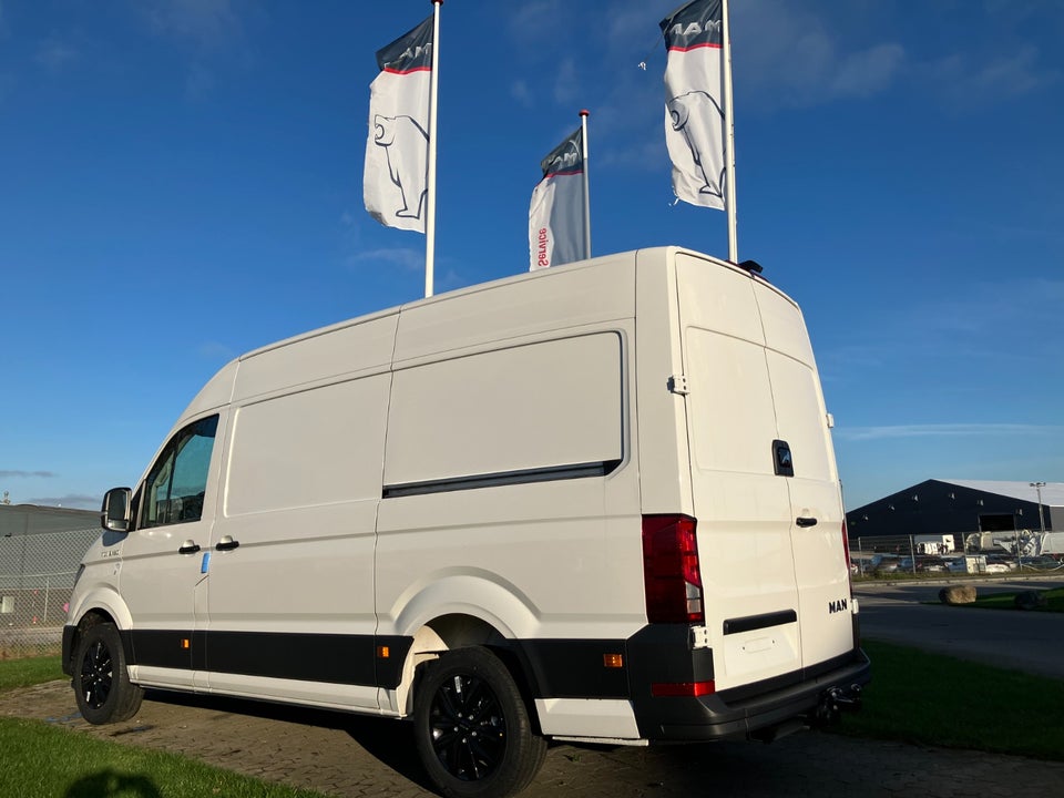 MAN TGE 2,0 3.160 Kassevogn L3H3 aut. RWD