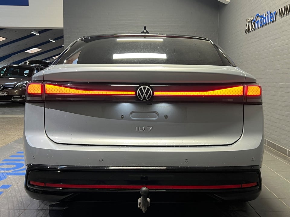 VW ID.7 77 Pro Business Premium 5d