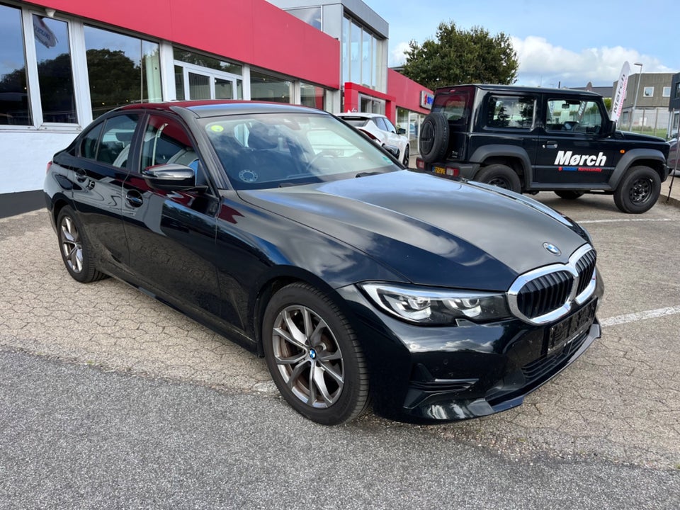 BMW 320d 2,0 Connected aut. 4d