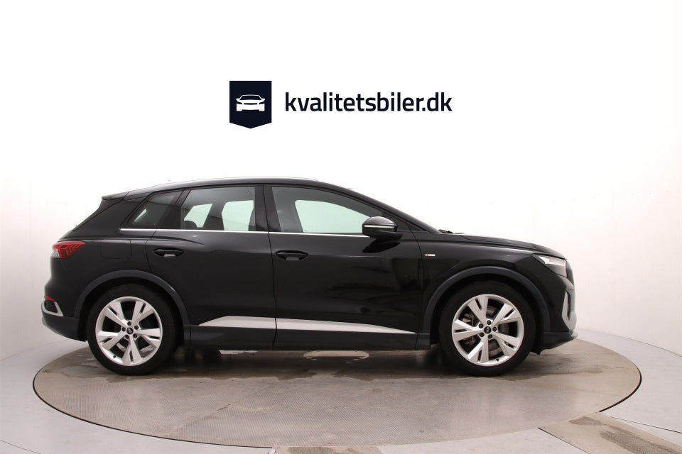 Audi Q4 e-tron 40 S-line 5d
