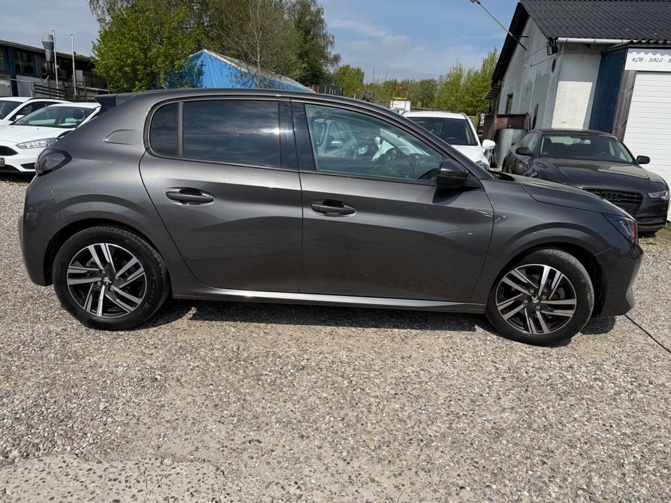 Peugeot 208 1,2 PureTech 100 Allure 5d