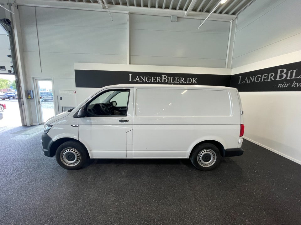 VW Transporter 2,0 TDi 102 Kassevogn kort