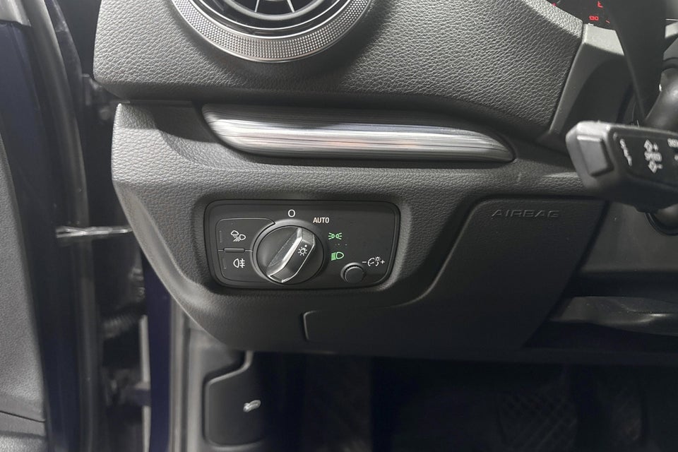 Audi A3 35 TFSi Limited plus Sportback S-tr. 5d