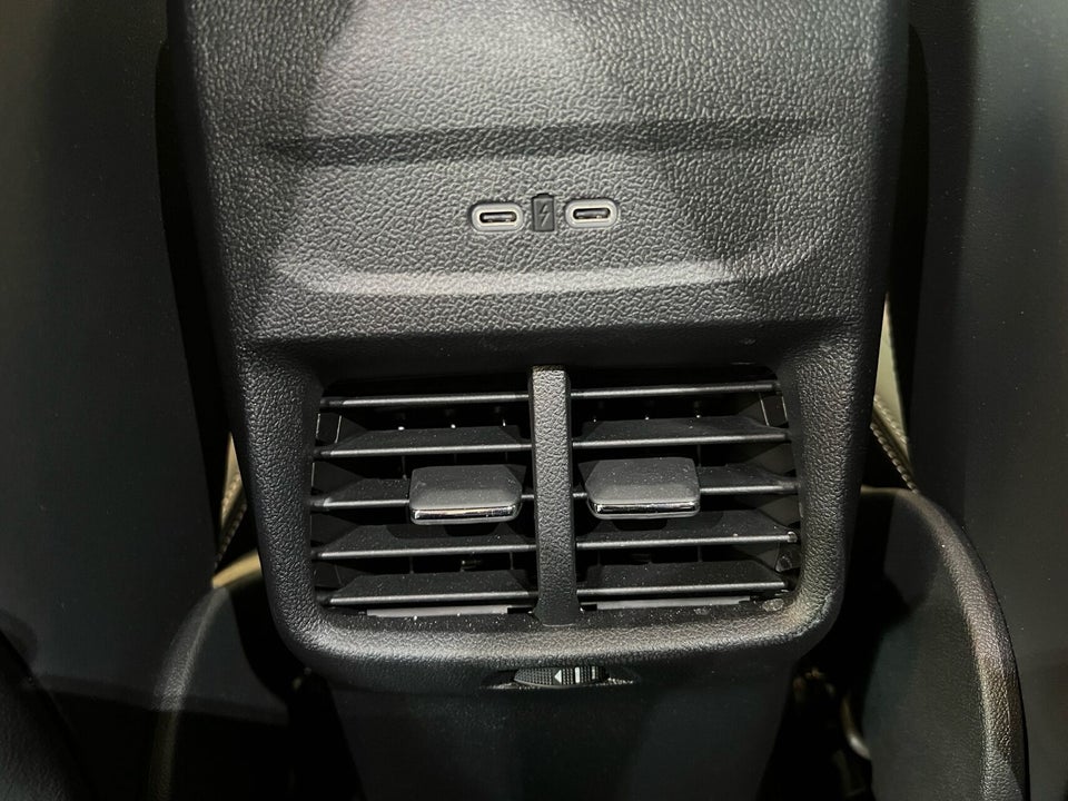 Ford Explorer 79 Select Extended Range AWD 5d